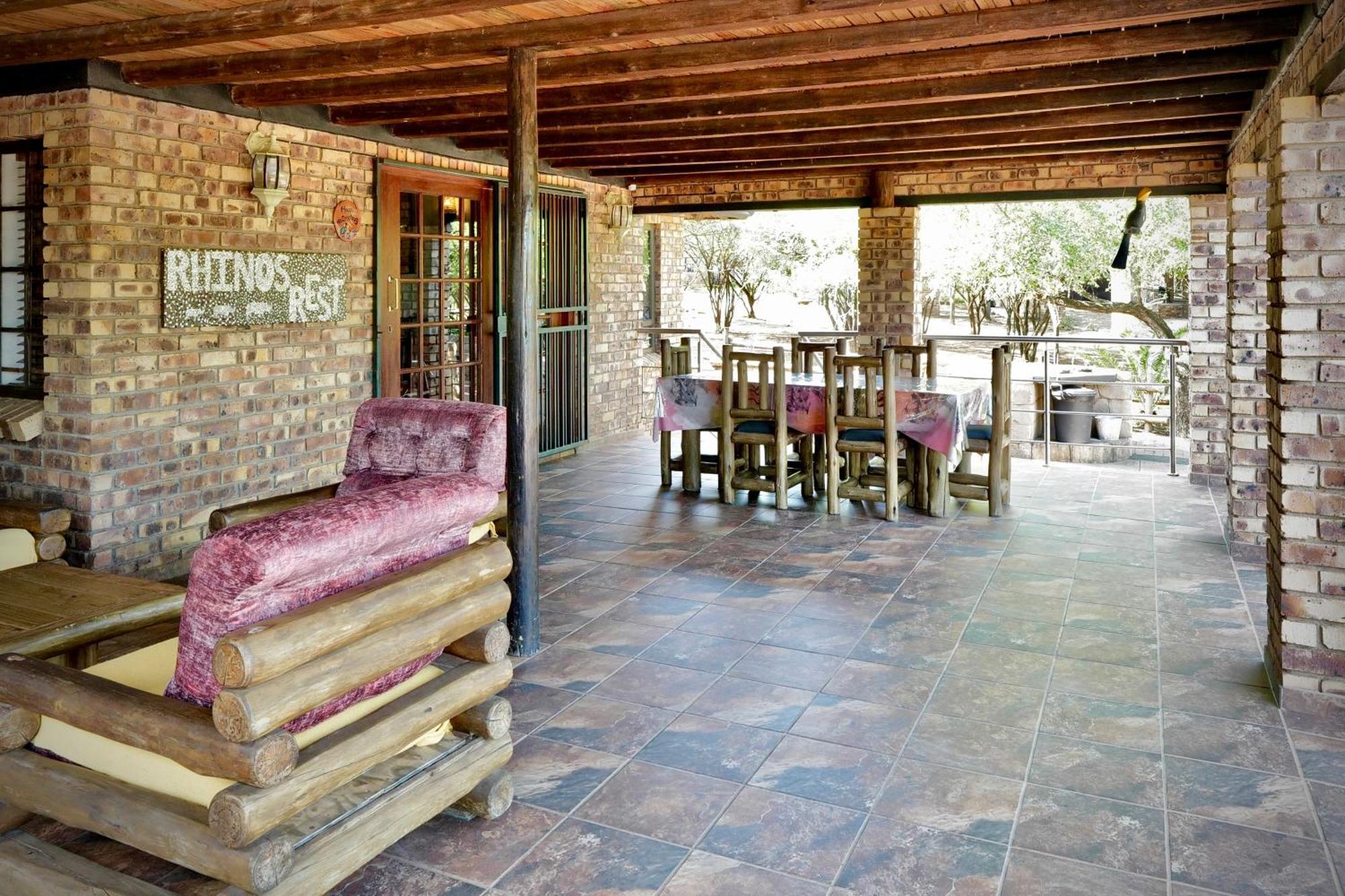 Rhinos Rest Holiday home