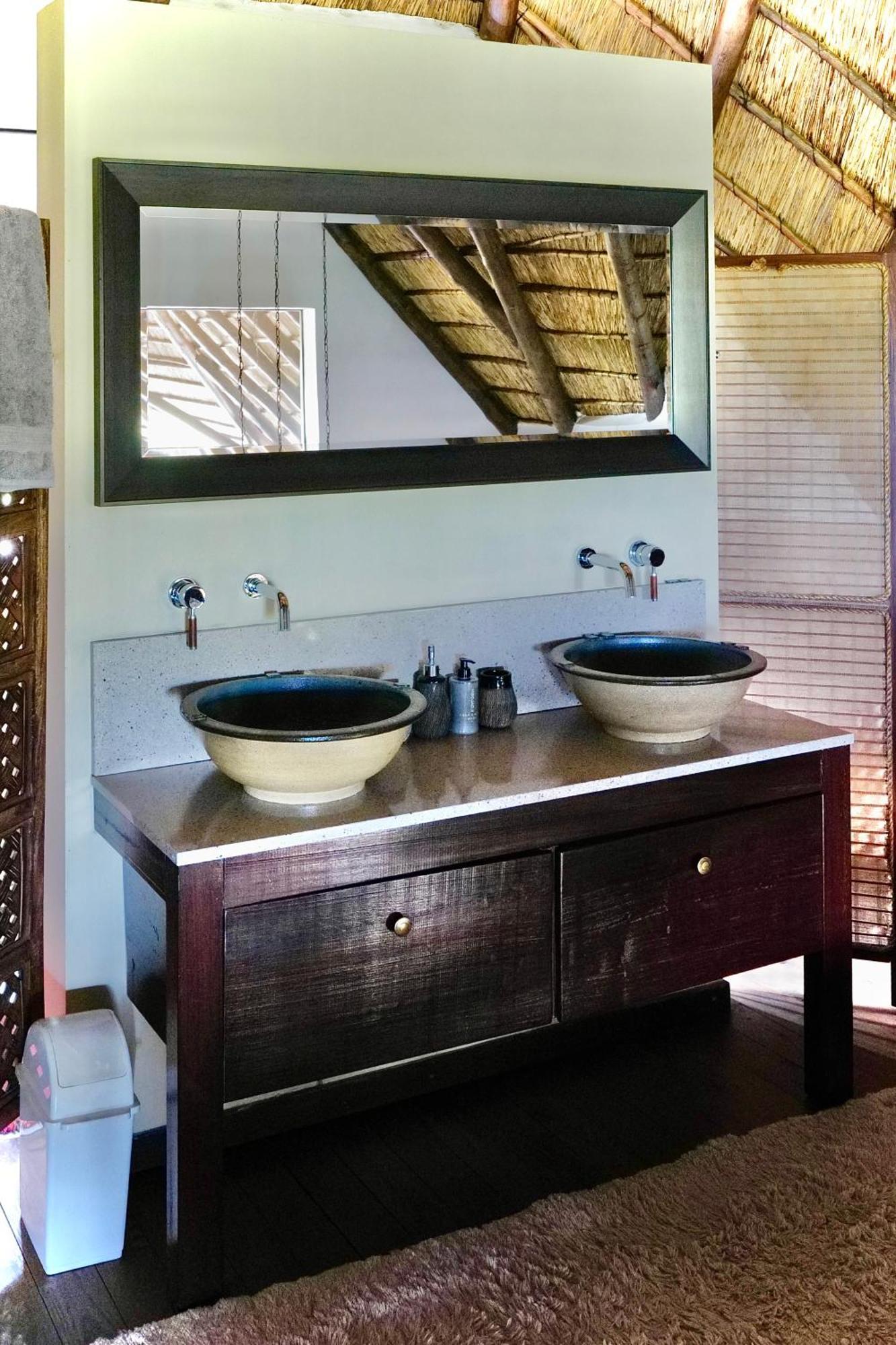 Holiday home Rhinos Rest